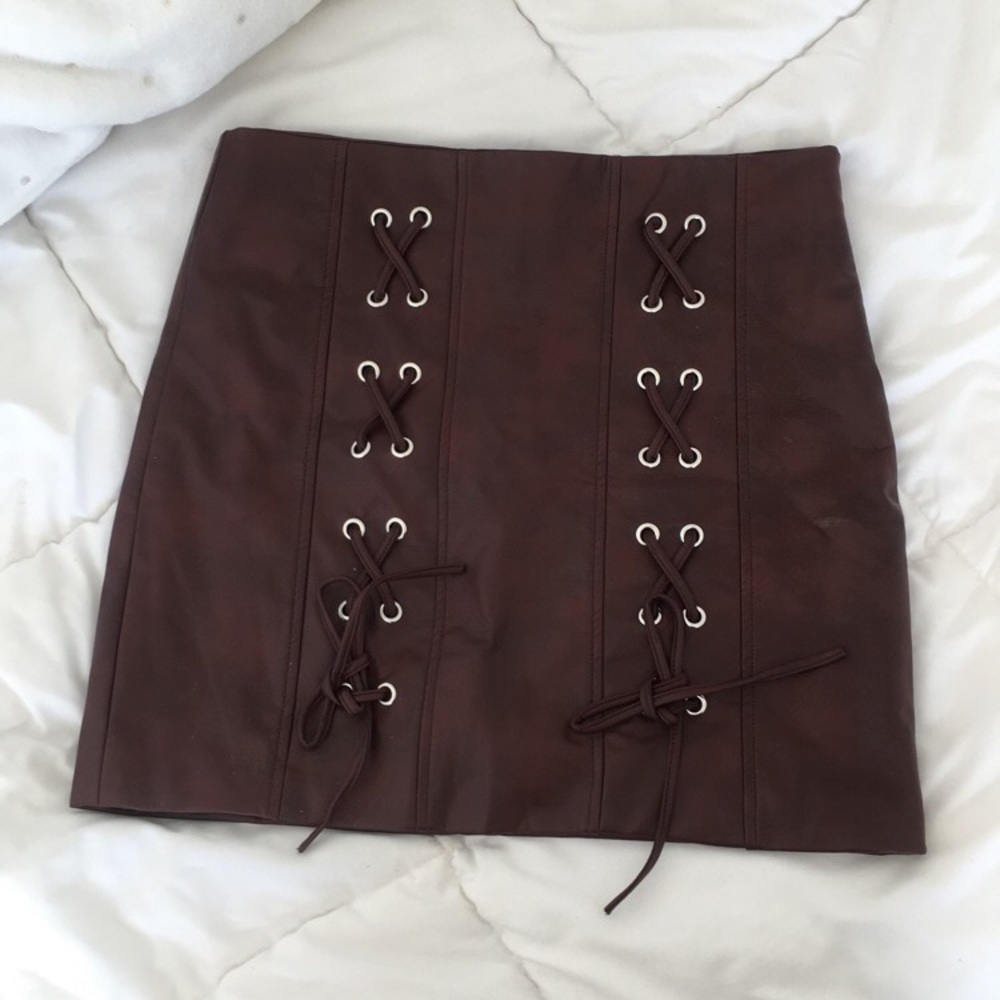 Windsor deep red leather skirt